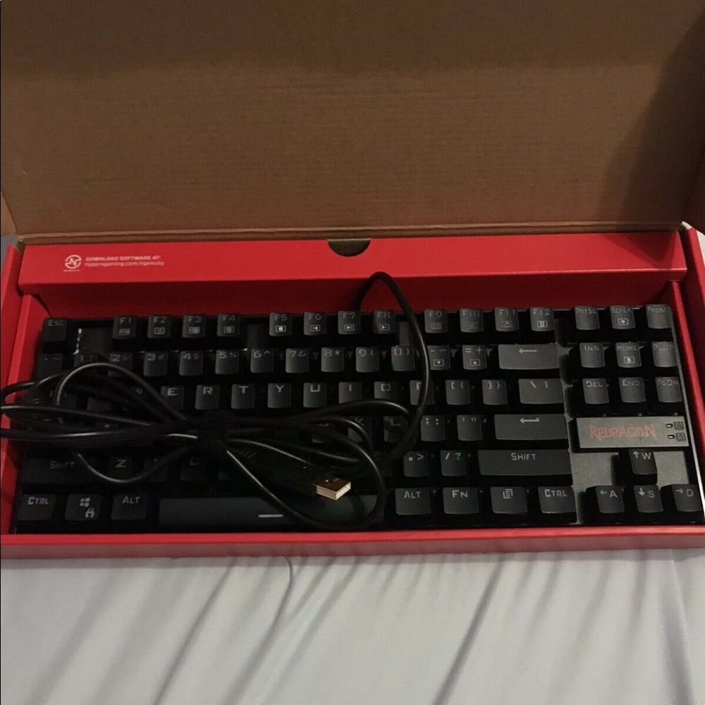 Red Dragon K552 Keyboard - Picture 2 of 4